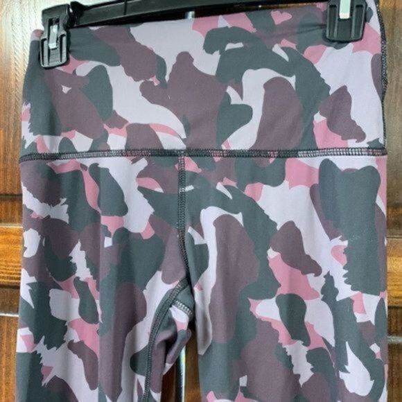 Noli Purple camouflage print Leggings Size Small - Picture 5 of 11